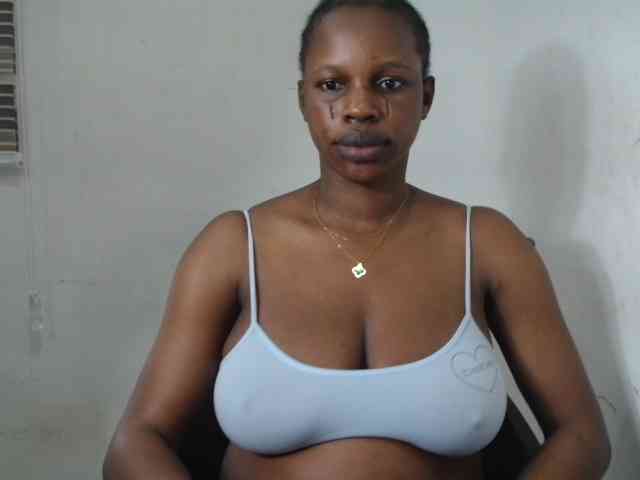 Sweetncreamy webcam