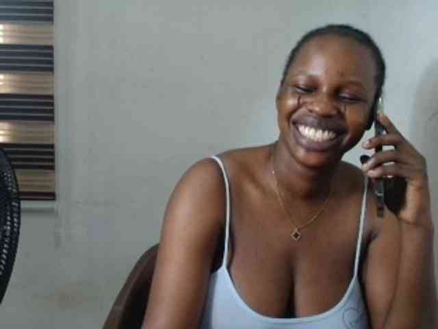 Sweetncreamy webcam