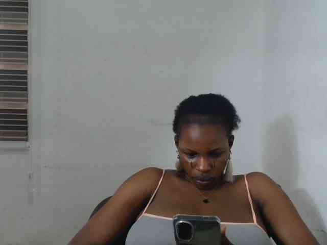 Sweetncreamy webcam