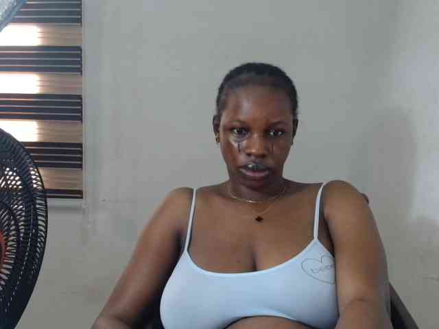 Sweetncreamy webcam