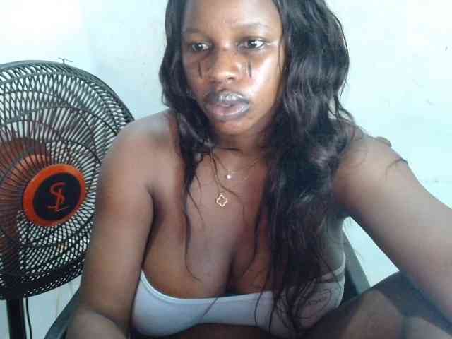 Sweetncreamy webcam