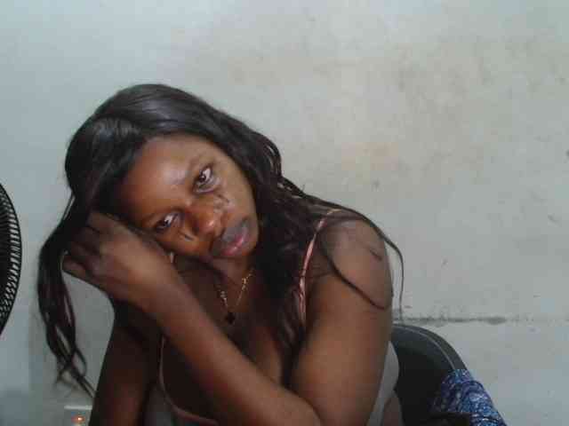 Sweetncreamy webcam