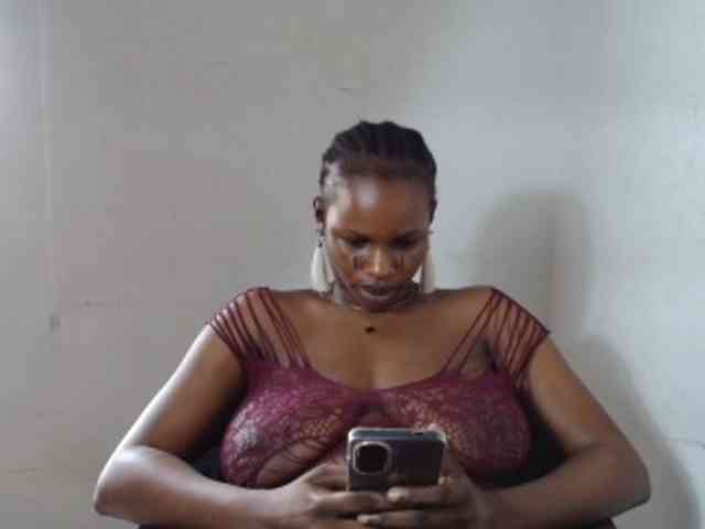 Sweetncreamy webcam