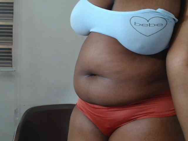 Sweetncreamy webcam