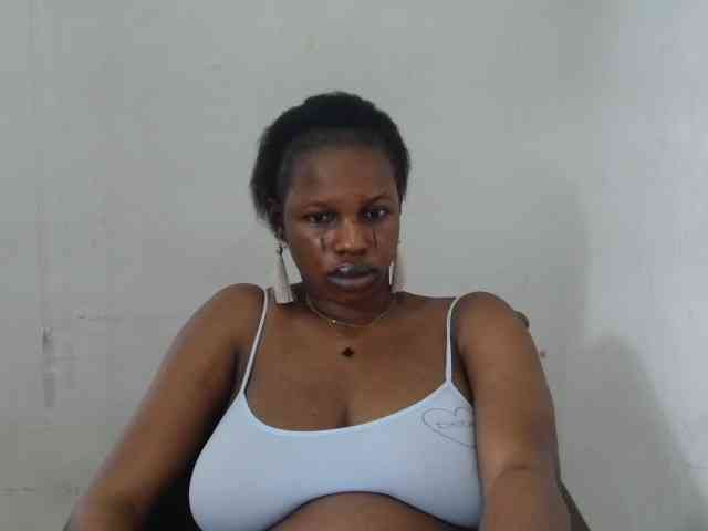 Sweetncreamy webcam