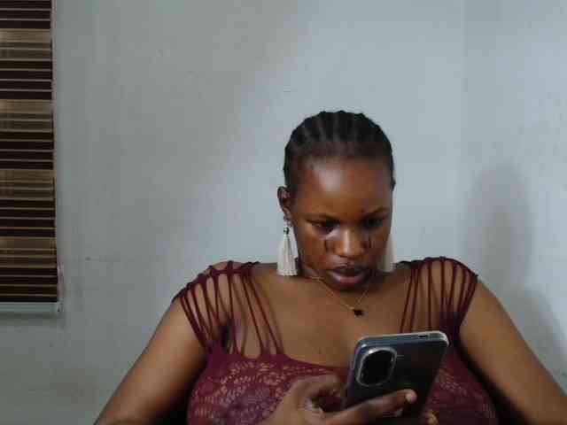 Sweetncreamy webcam