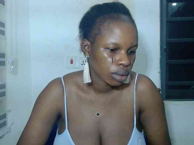 Sweetncreamy webcam