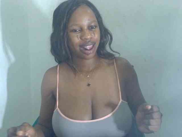 Sweetncreamy webcam