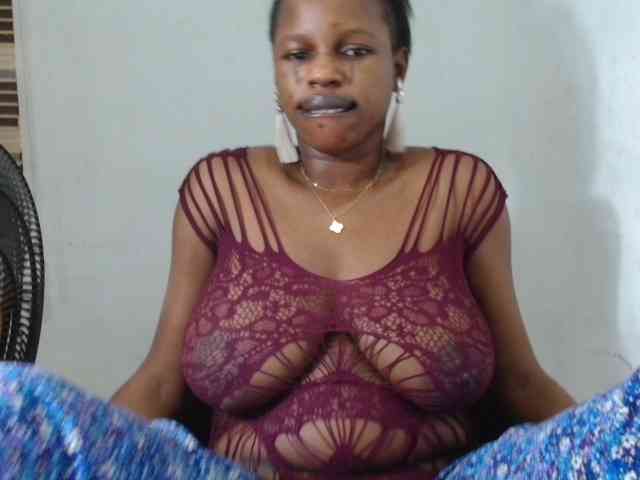 Sweetncreamy webcam