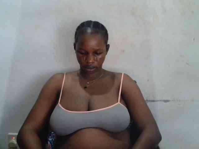 Sweetncreamy webcam