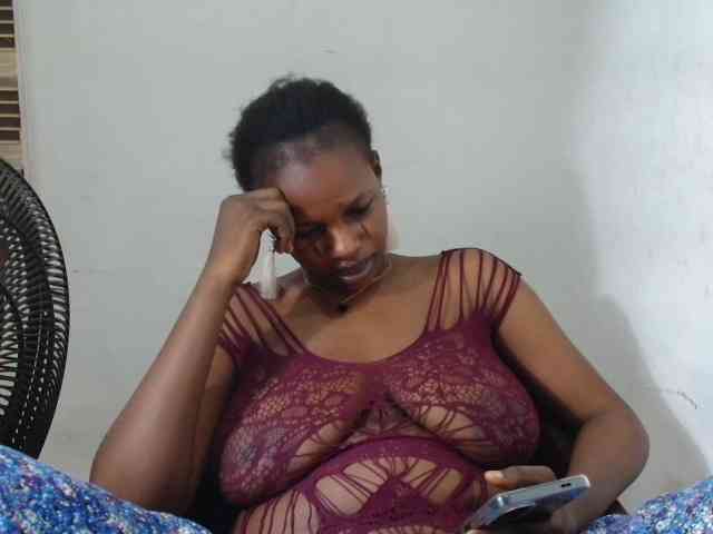 Sweetncreamy webcam