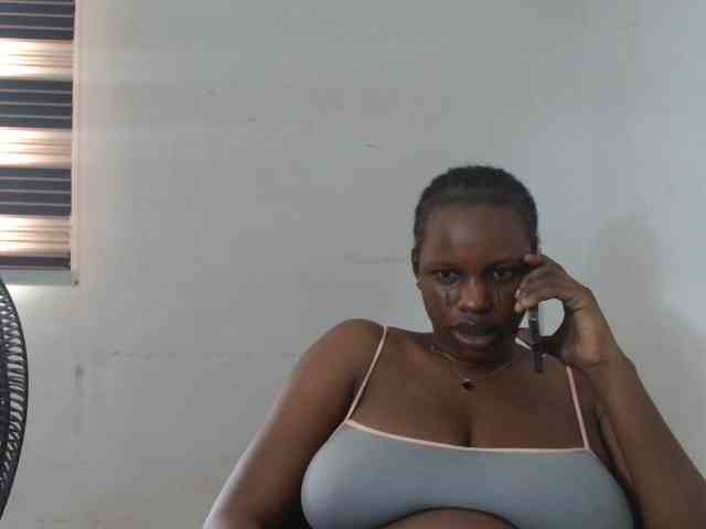Sweetncreamy webcam