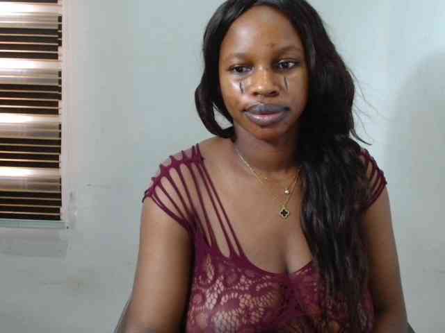 Sweetncreamy webcam