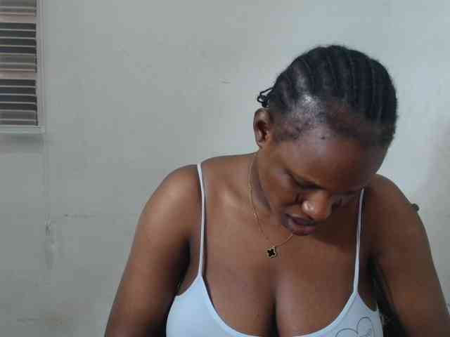 Sweetncreamy webcam