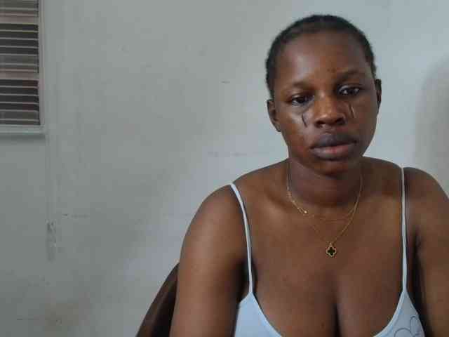 Sweetncreamy webcam