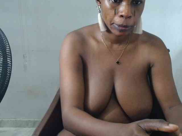 Sweetncreamy webcam