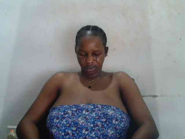 Sweetncreamy webcam