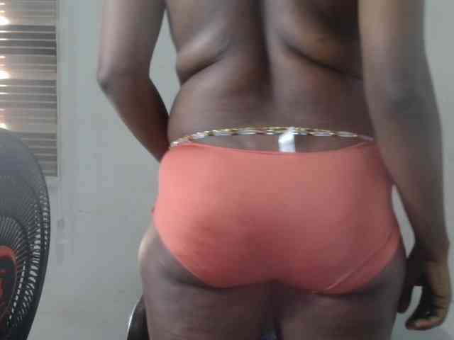 Sweetncreamy webcam
