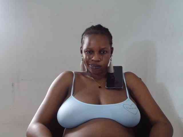 Sweetncreamy webcam