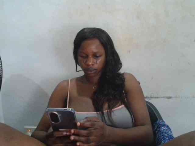 Sweetncreamy webcam