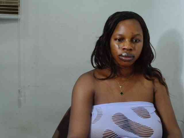 Sweetncreamy webcam