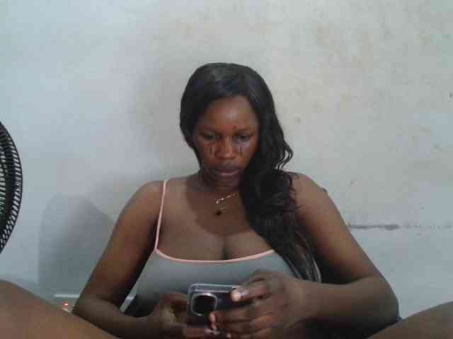 Sweetncreamy webcam