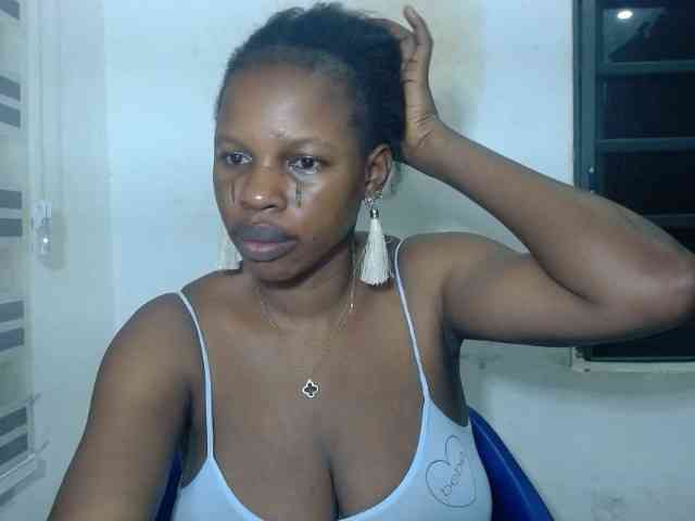 Sweetncreamy webcam