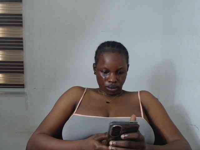Sweetncreamy webcam