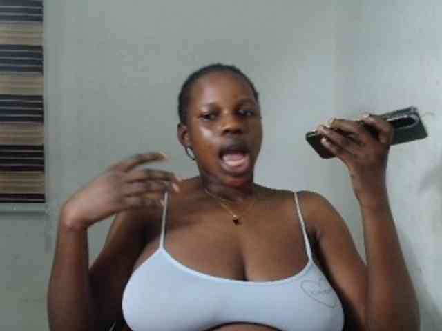 Sweetncreamy webcam