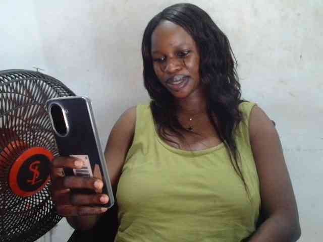 Sweetncreamy webcam