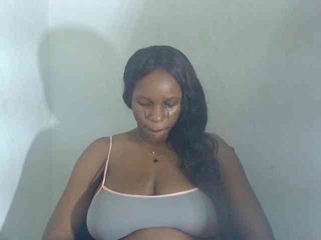 Sweetncreamy webcam