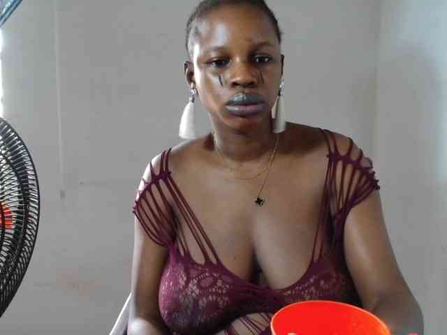 Sweetncreamy webcam