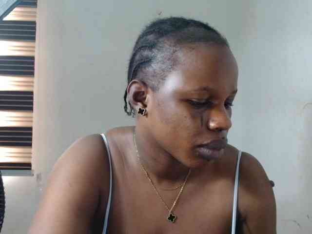 Sweetncreamy webcam