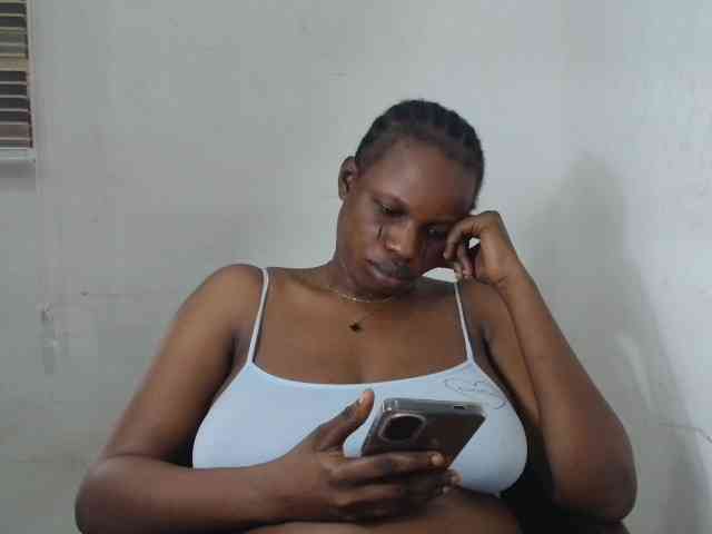 Sweetncreamy webcam