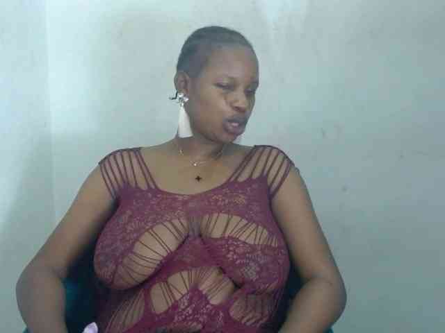Sweetncreamy webcam