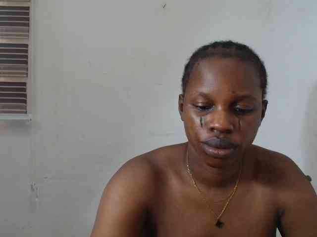 Sweetncreamy webcam