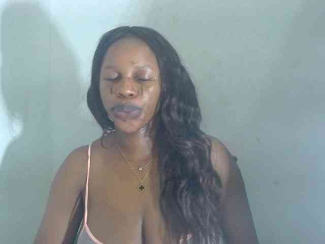 Sweetncreamy webcam