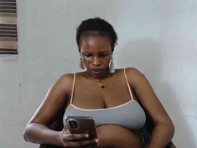 Sweetncreamy webcam