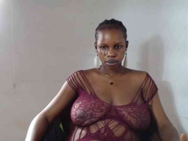 Sweetncreamy webcam