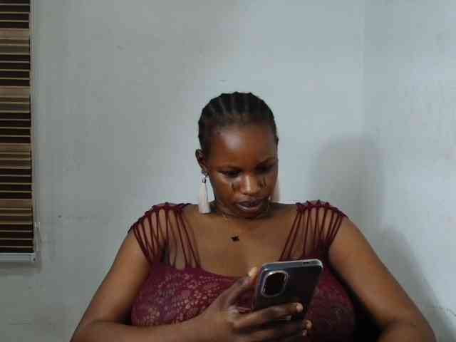 Sweetncreamy webcam
