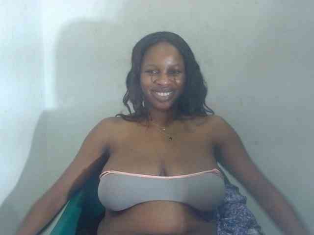 Sweetncreamy webcam