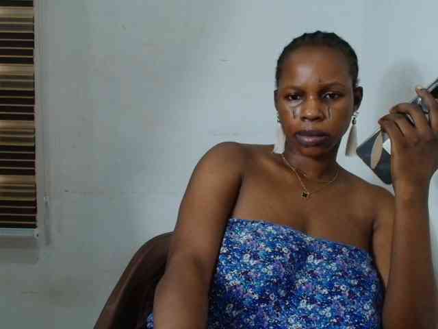 Sweetncreamy webcam