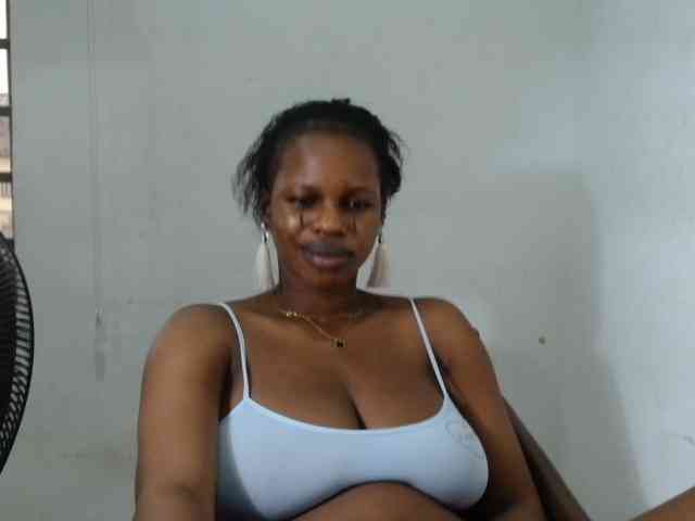 Sweetncreamy webcam