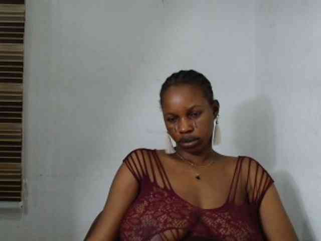 Sweetncreamy webcam