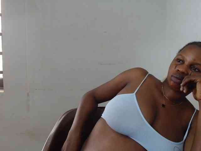 Sweetncreamy webcam