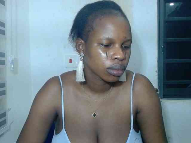 Sweetncreamy webcam