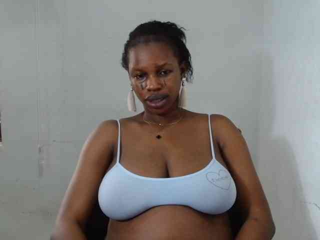 Sweetncreamy webcam