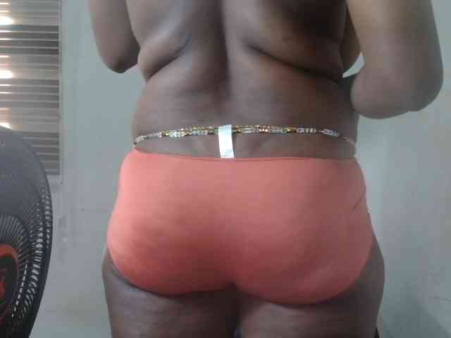 Sweetncreamy webcam