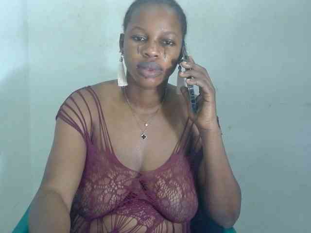 Sweetncreamy webcam