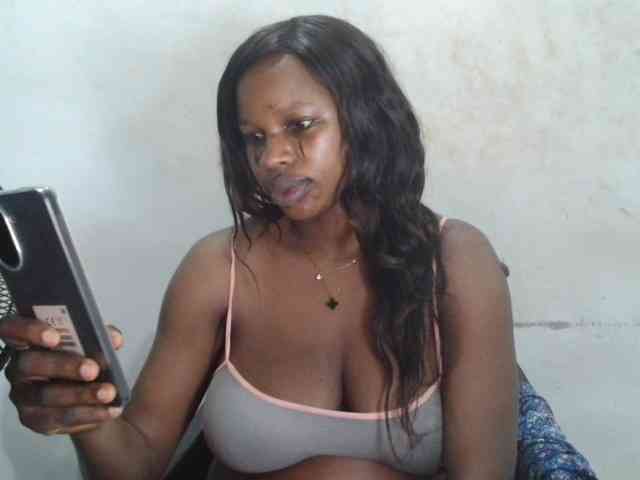 Sweetncreamy webcam